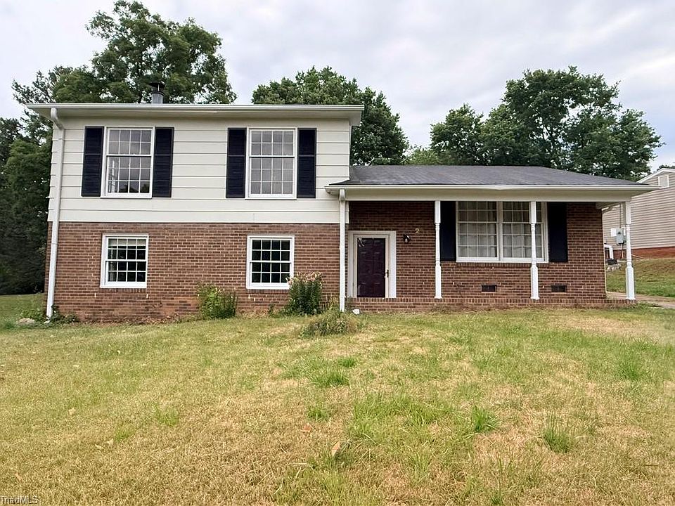 1st image of 231 Foxcroft Dr