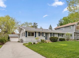 2905 Townview Ave NE, Minneapolis, MN 55418