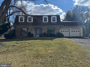1741 Farmview Rd, Maple Glen, PA 19002