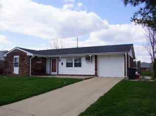 1916 Pennsylvania Dr, Xenia, OH 45385