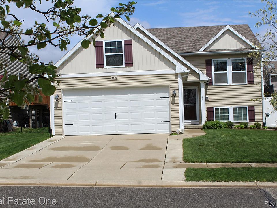 1st image of 8662 Pinnebog River Dr
