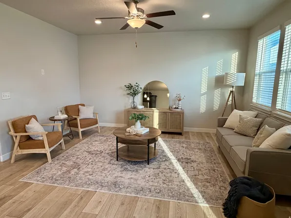 4114 W Harmony Dr, Lehi, UT 84043