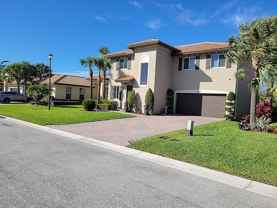 1st image of 4949 Manchia Dr