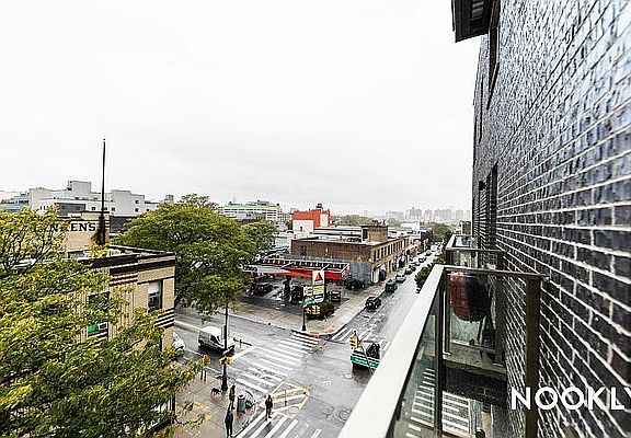 3rd image of 588 Myrtle Ave #500