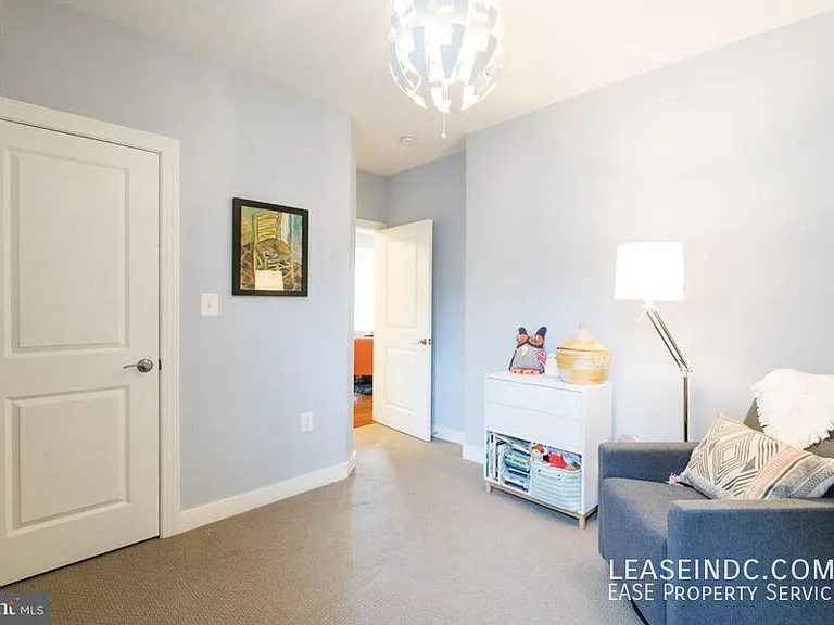 4800 Georgia Ave NW #105 — Photo 23