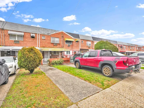 989 Schenck Avenue image 1 of 17