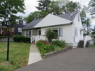 3015 Country Club Rd, Endwell, NY 13760