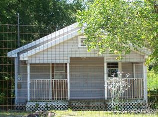 56 Ishie Ave, Bronson, FL 32621