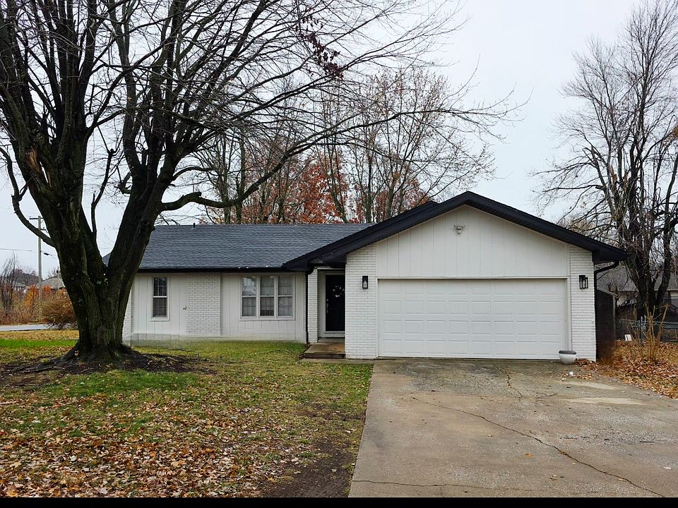 1st image of 1010 W Crestview Ln