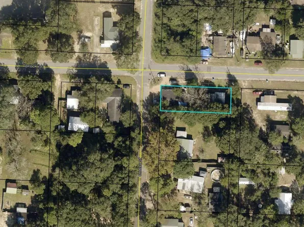 401-409 Brock Ave, Crestview, FL 32539