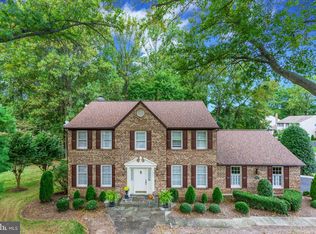 9528 Liberty Tree Ln, Vienna, VA 22182
