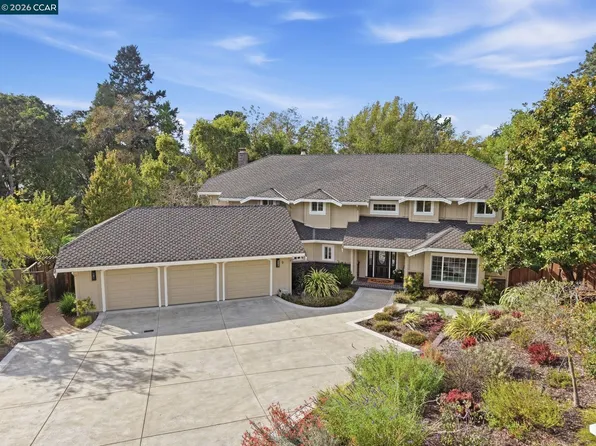 9 Sanders Ranch Rd, Moraga, CA 94556