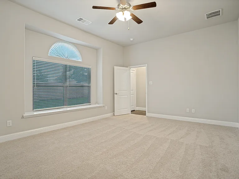 3406 Herron Dr — Photo 13