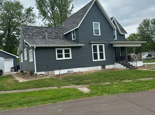 306 W Prairie St, Brookfield, MO 64628