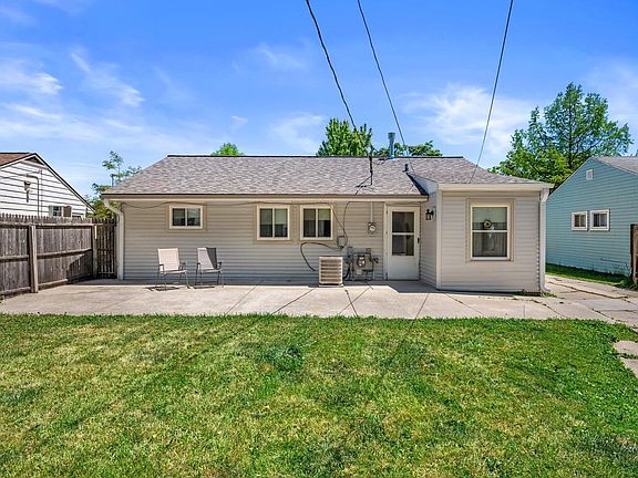 3rd image of 5451 N 72nd STREET