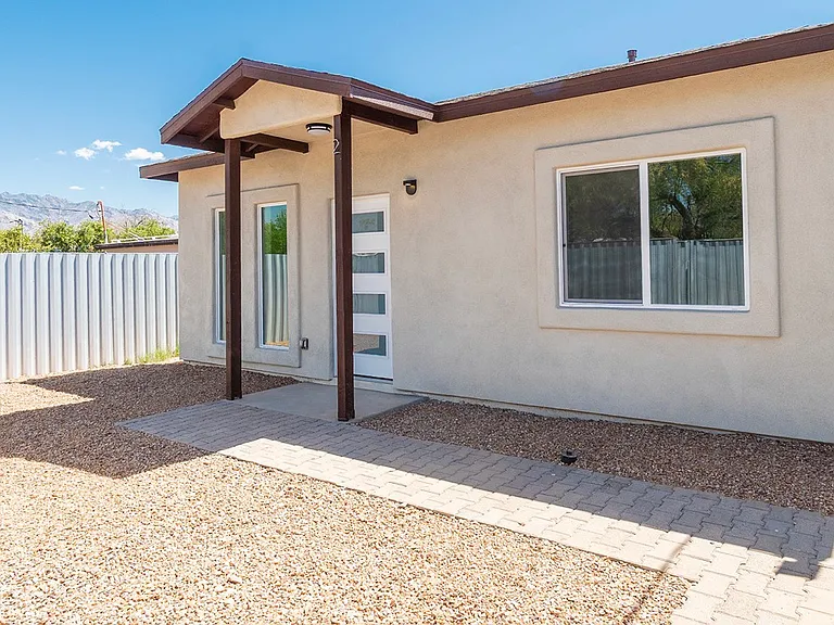4153 E Bermuda St #2 — Photo 10