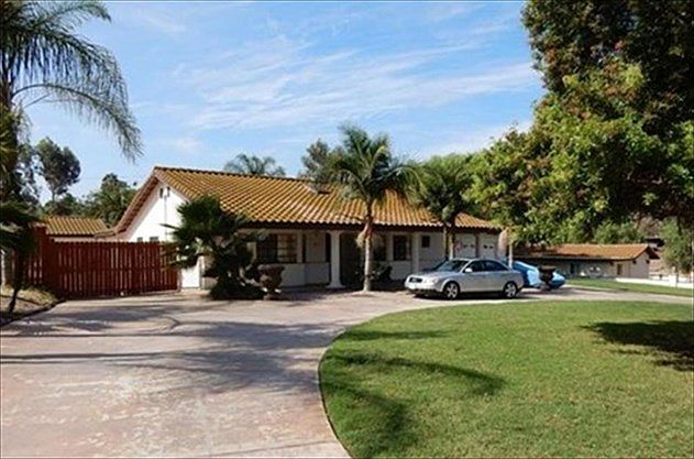 2nd image of 6473 Jonel Way
