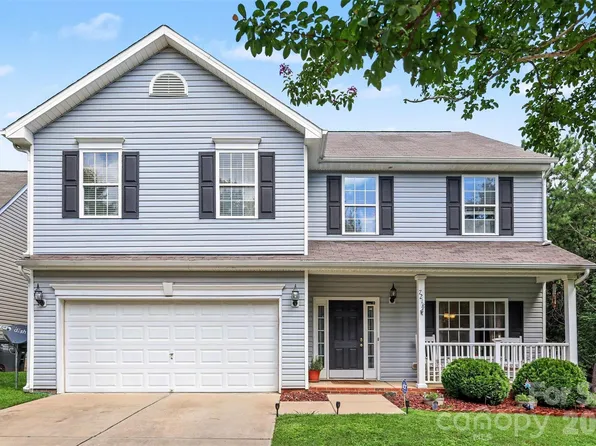 7218 Cascading Pines Dr, Tega Cay, SC 29708