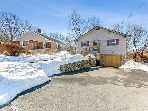 2nd image of 7A Wells Ave