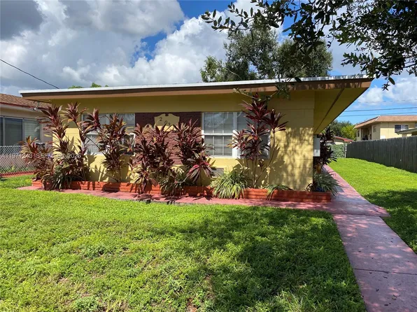 2031 NE 167th St APT 2, North Miami Beach, FL 33162