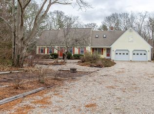 19 Deacon Joseph Ln, Dennis, MA 02638