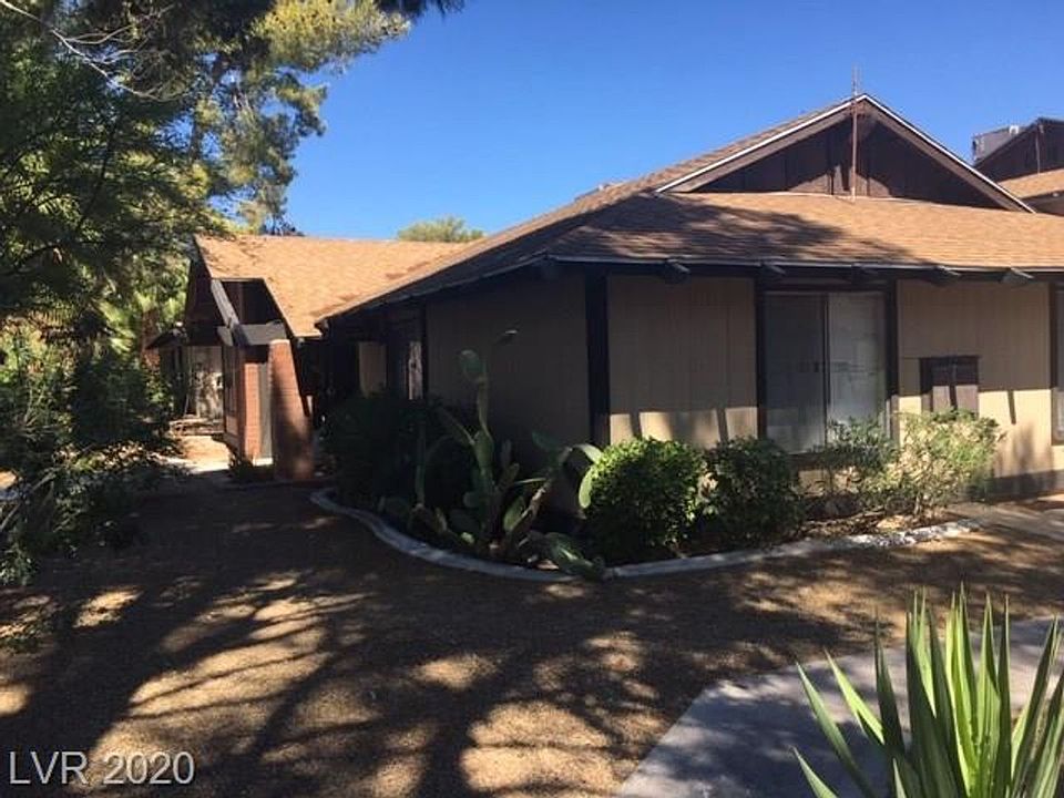 1st image of 2702 Karen Ave #4