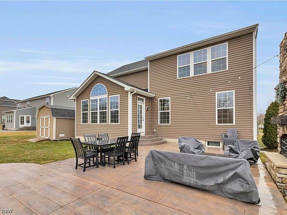 3rd image of 3147 Fairview Dr