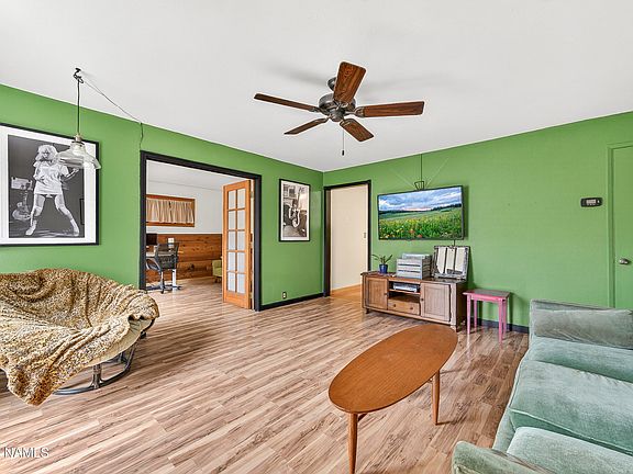 4th image of 3002 N Tindle Blvd