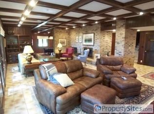 1669 N Farm Rd, Long Lake, MN 55356