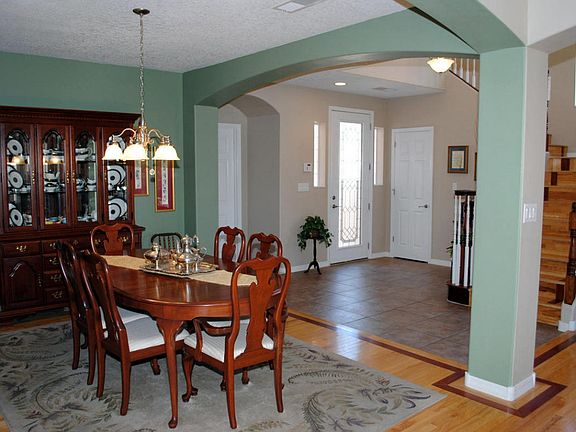 4th image of 9128 Ladron Dr NW