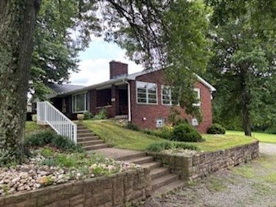 1877 Main St, Arona, PA, 15617