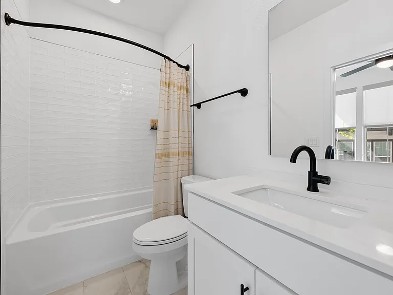 3809 Valley View Rd #10 — Photo 13
