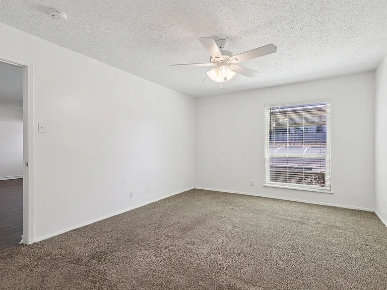 Wolfe Run Apartments — Photo 19