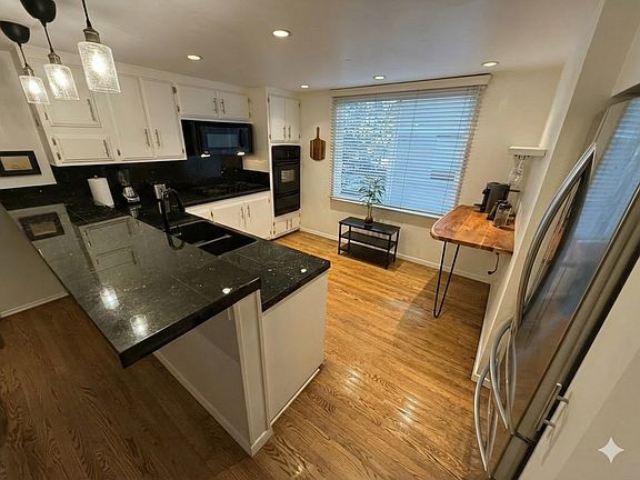3rd image of 4310 W Kling St