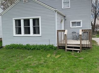 317 12th Ave, Silvis, IL 61282