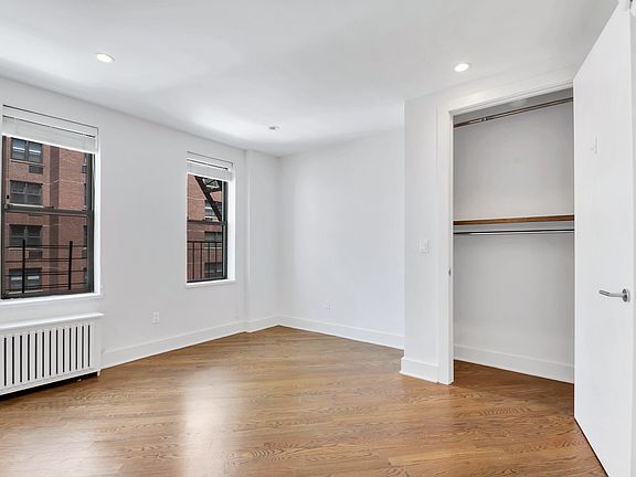 5th image of 226 E 70th St APT 5C