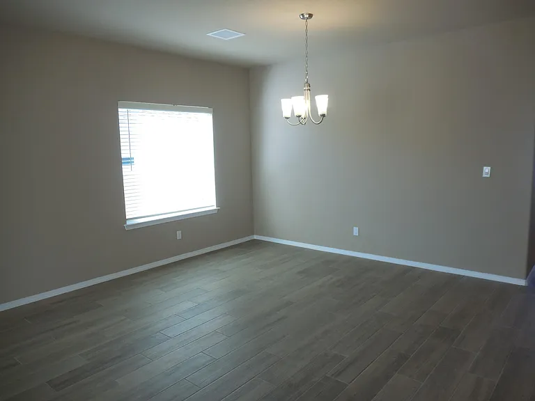 7312 Glacier Dr — Photo 8