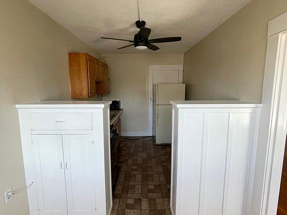 5th image of 249 4th Ave N APT 18