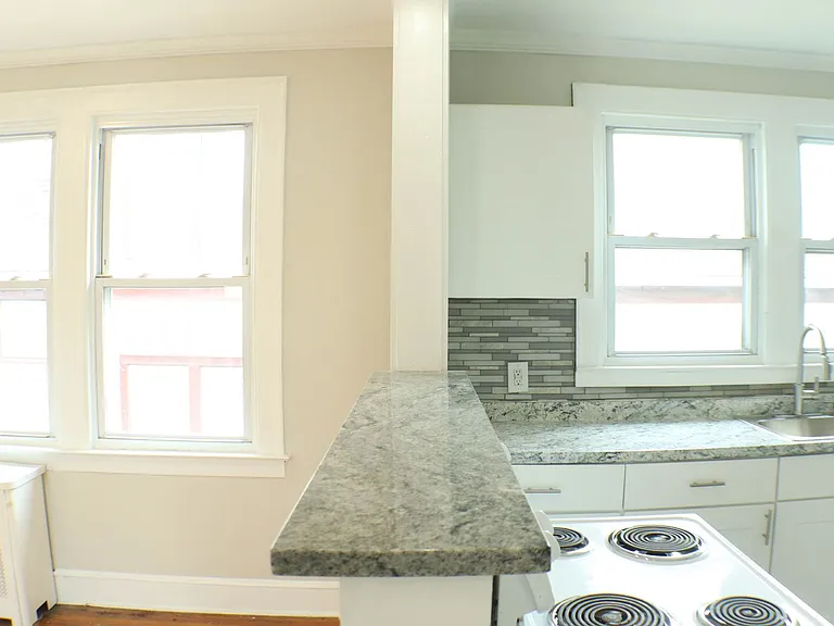312 Huntington St #2 — Photo 3