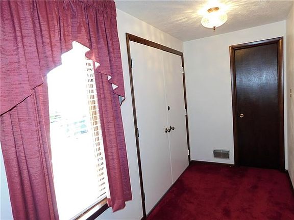 2nd image of 116 Bryan Dr