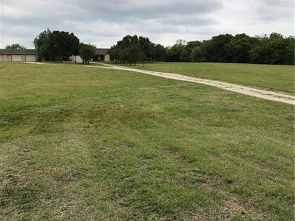 5th image of 2410 County Road 141