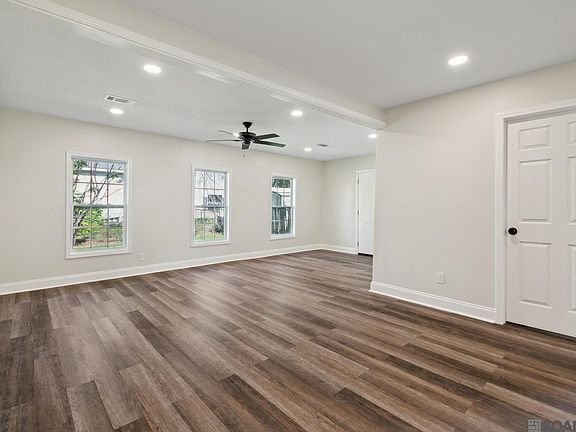 4th image of 1017 Airline Park Blvd