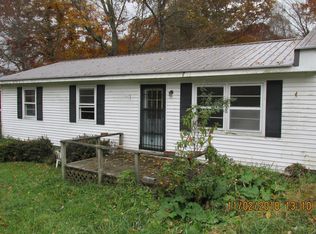 311 Big Mountain Rd, Rupert, WV 25984