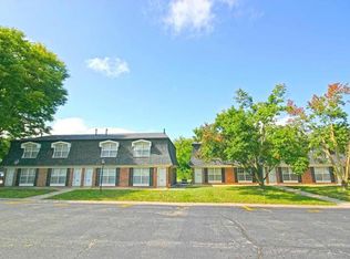 101 N Oak St APT 11, O Fallon, IL 62269