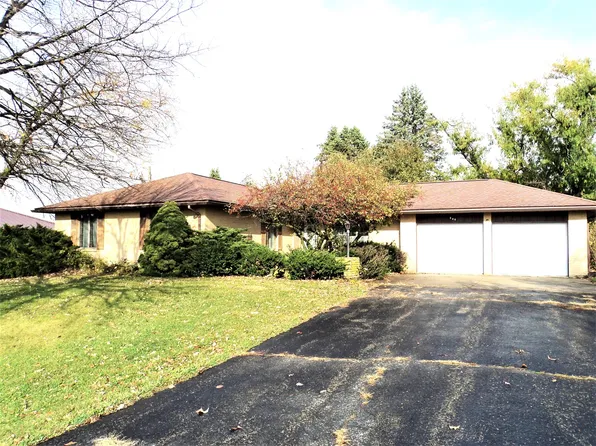 946 Stover Ave, Milledgeville, IL 61051