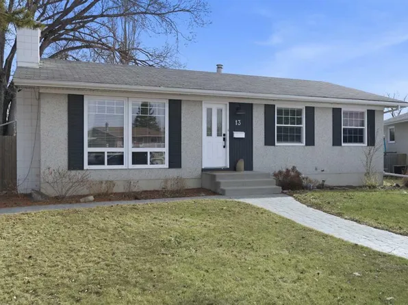 13 W Ockley Close, Red Deer, AB T4N 5A9
