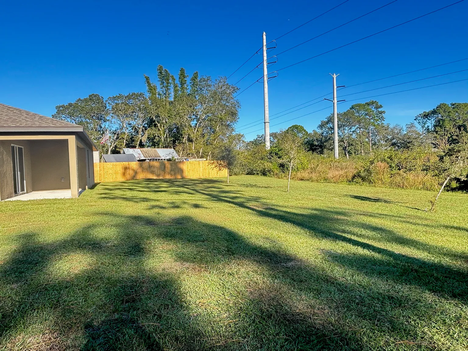Spacious 4BR/2BA Deltona Home|2-Car Garage|Move-in Ready — Photo 4