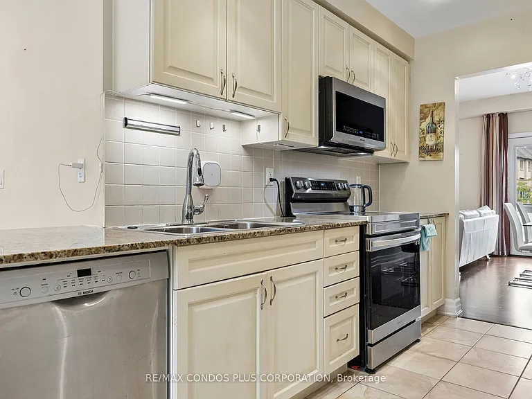 96 N Park Rd — Photo 11