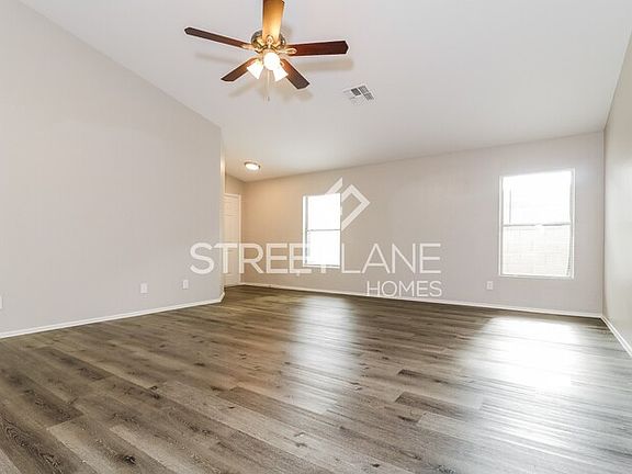 4th image of 12538 W Ash St