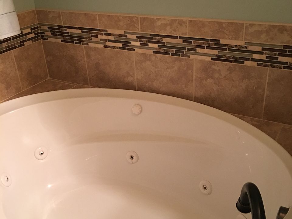 2nd image of 208 N 63rd Ave